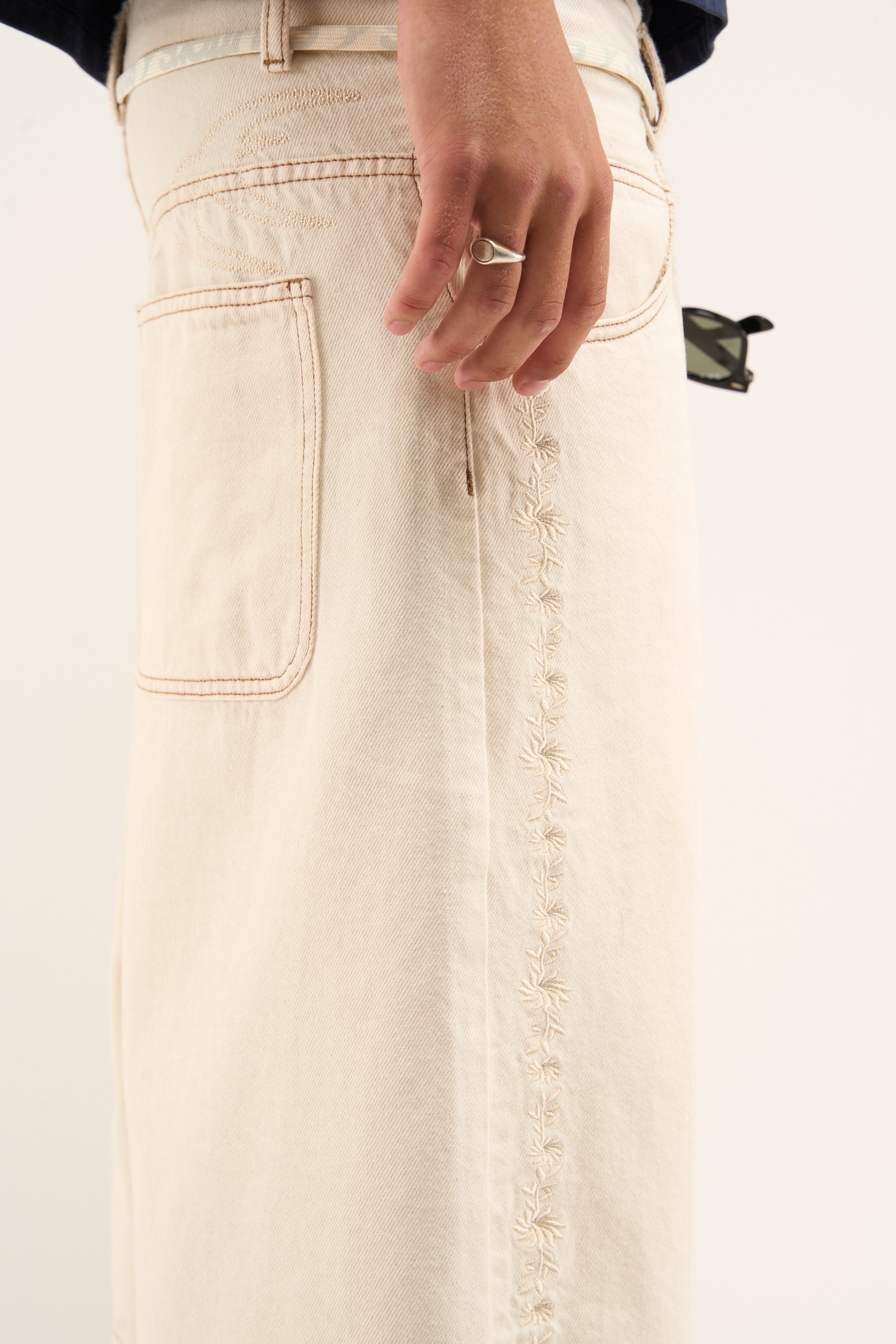 Woodstock Ecru Shorts