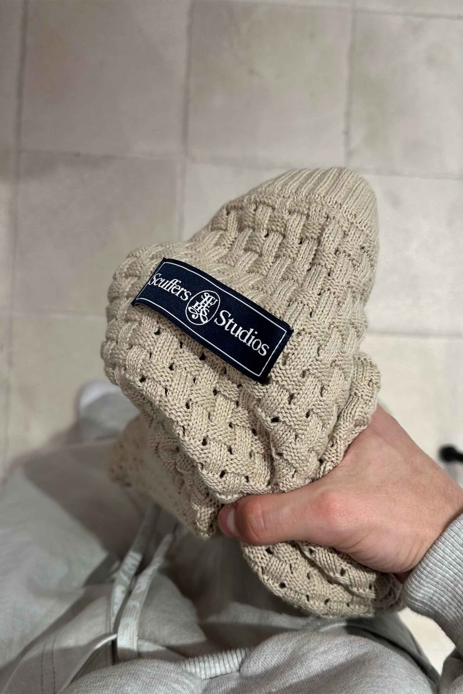 Case Camel Knit