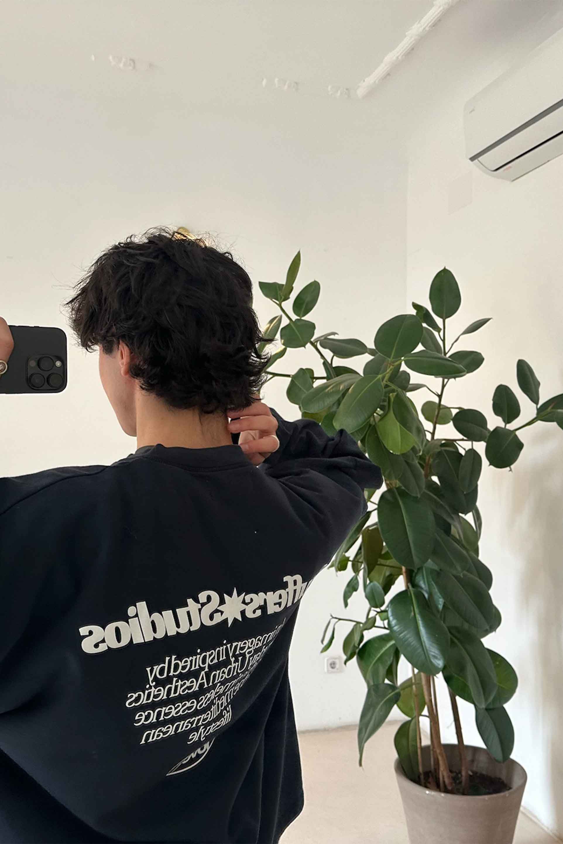 Imagery Dark Sweatshirt