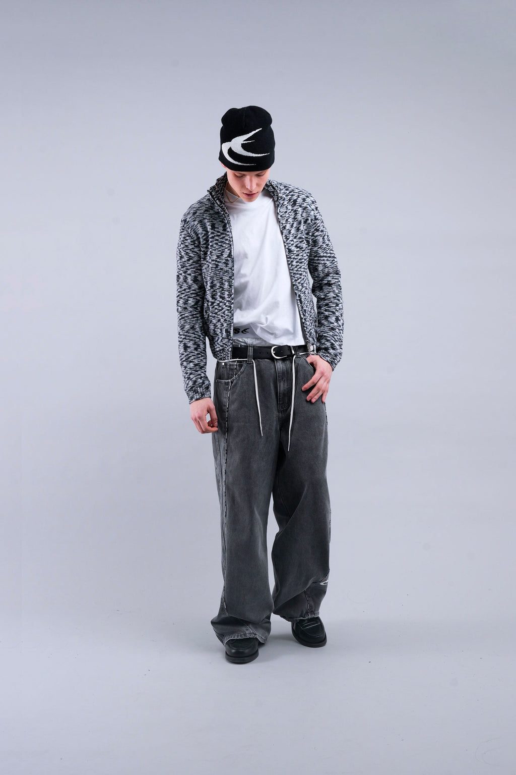 Tropic Grey Knit Zipper