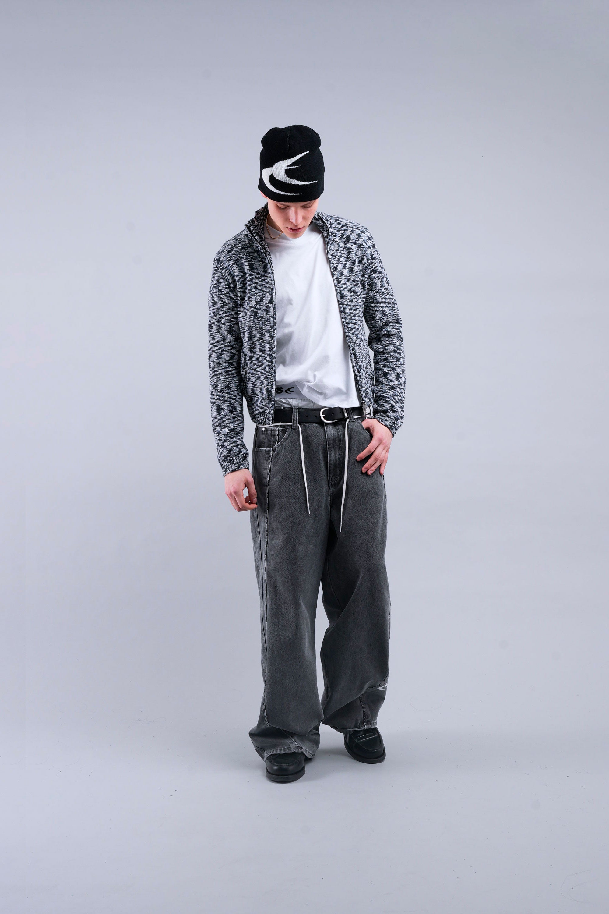 Tropic Grey Knit Zipper