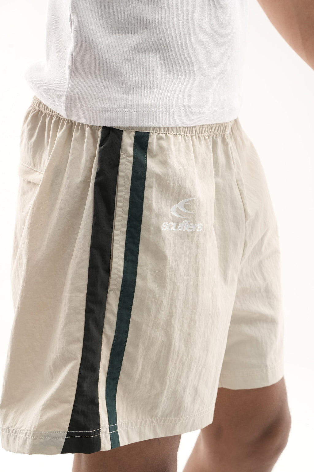Tech Ecru Shorts