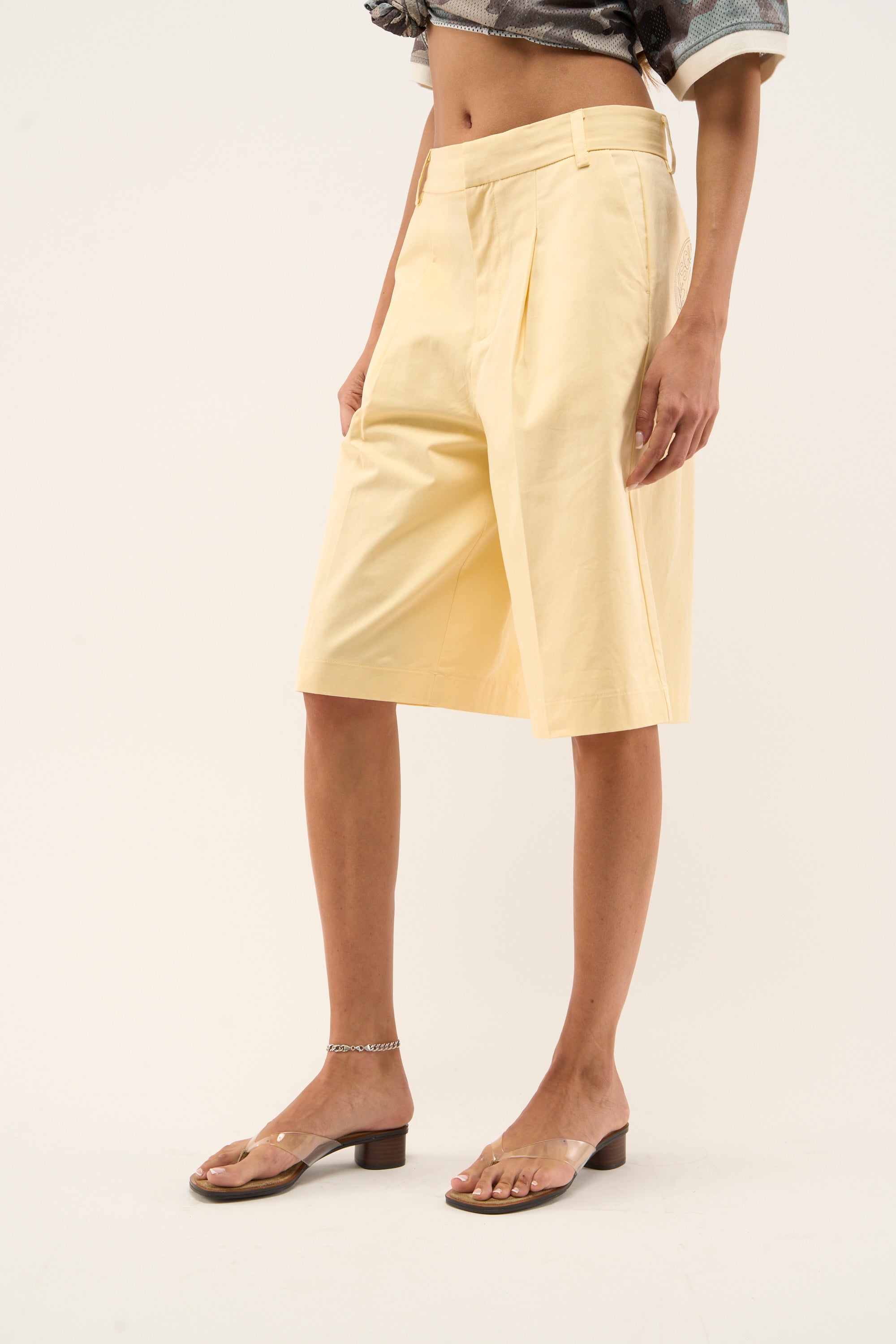 Maison Butter  Shorts